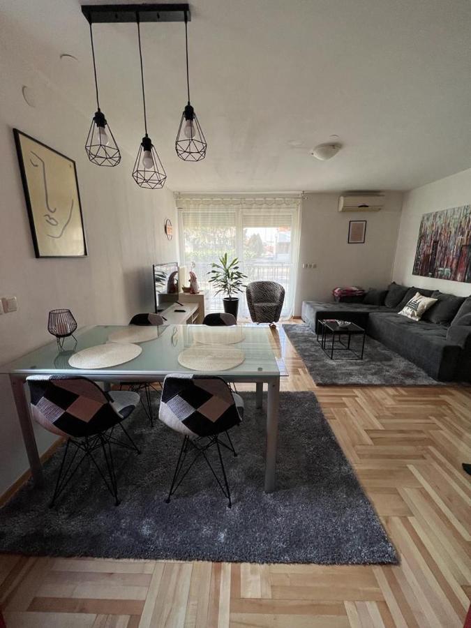 Apartmán West - Private Parking Place *